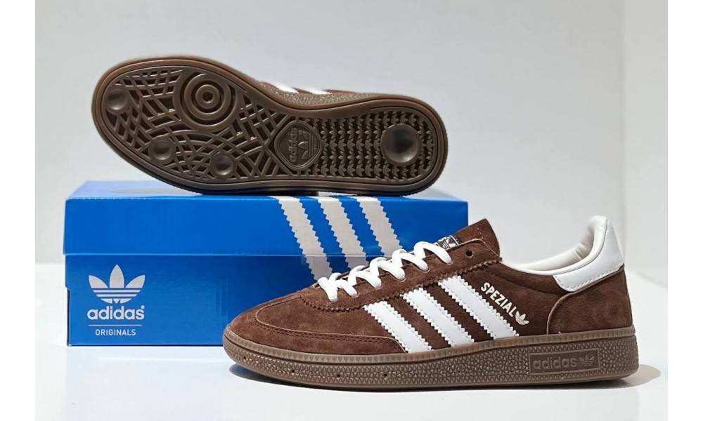 国内配送 adidas HANDBALL SPEZIAL SHADOW BROWN/GUM adidas Handball Spezial x Sporty & Rich 'Auburn Gum' — Kick Game